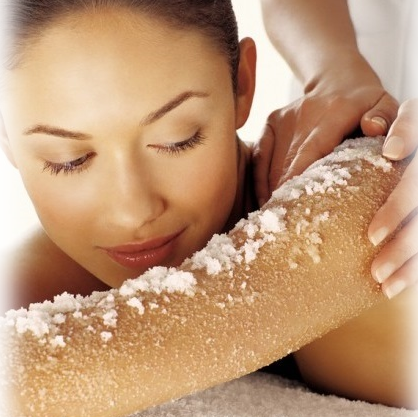 Luxury spa setup for the Caribbean body Scrub Sint Maarten, featuring organic Epsom Salt scrub and fresh coconut oil.