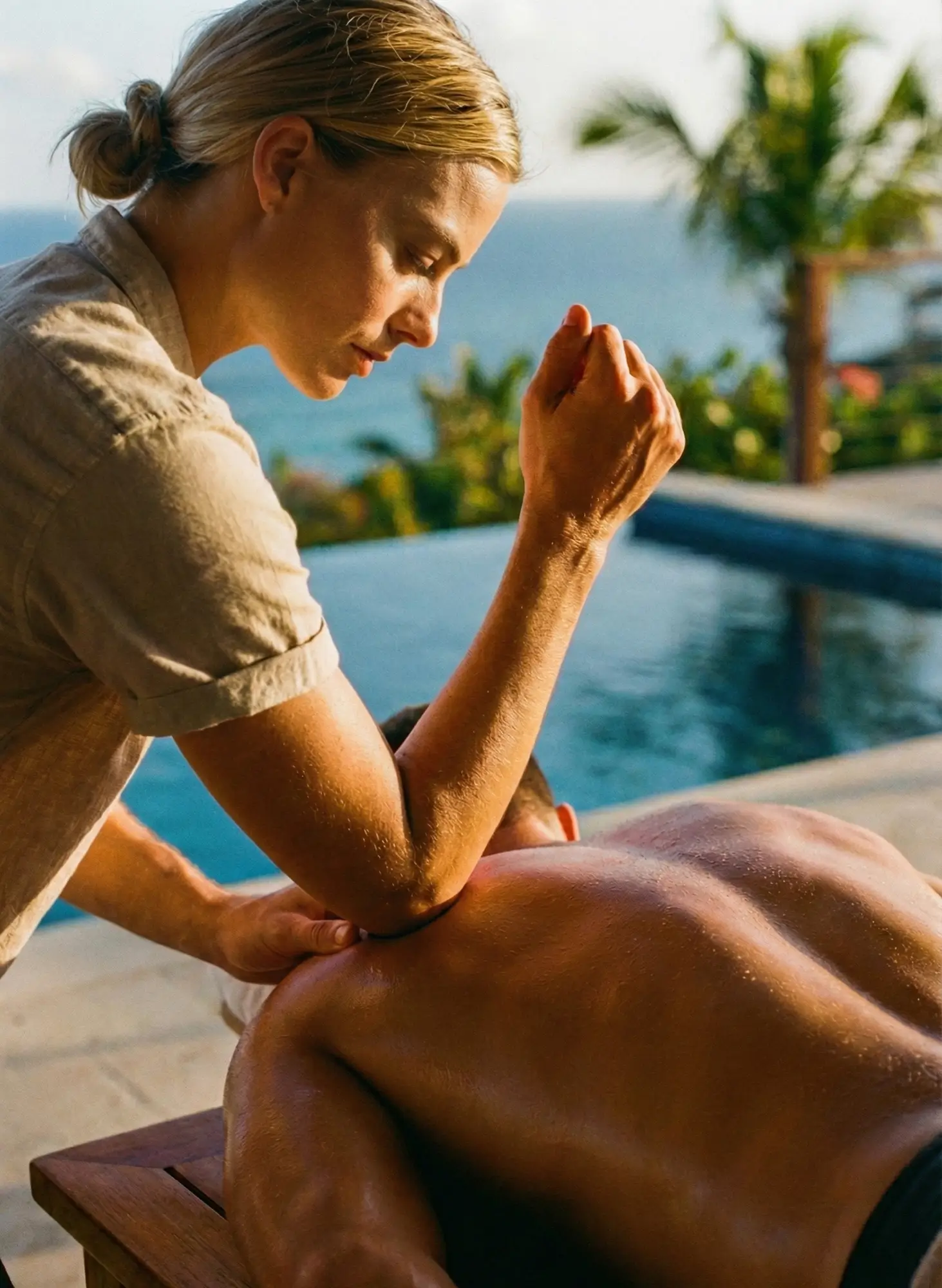 Therapist performing a therapeutic Deep Tissue Restoration Massage Saint Martin to relieve muscle tension